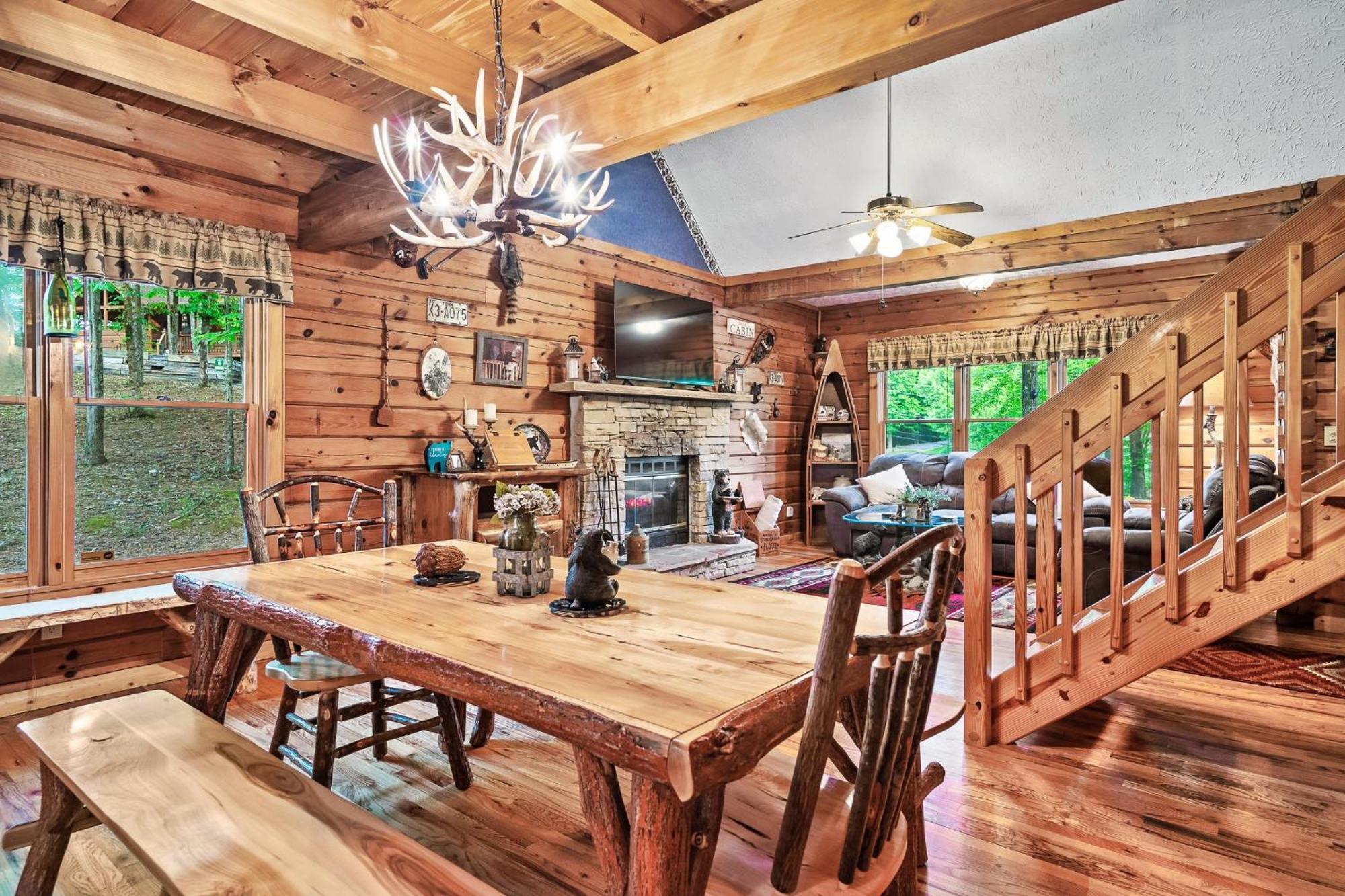 Cozy, Ada Accessible, Family Cabin With Hot Tub 塞维尔维尔 外观 照片